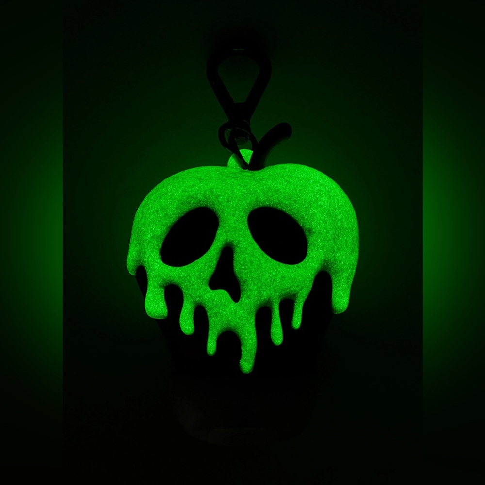BBW Evil Queen Poison Apple Glow-in-the-Dark PocketBac Holder with Bonus Gel 🍎 - Picture 3 of 7